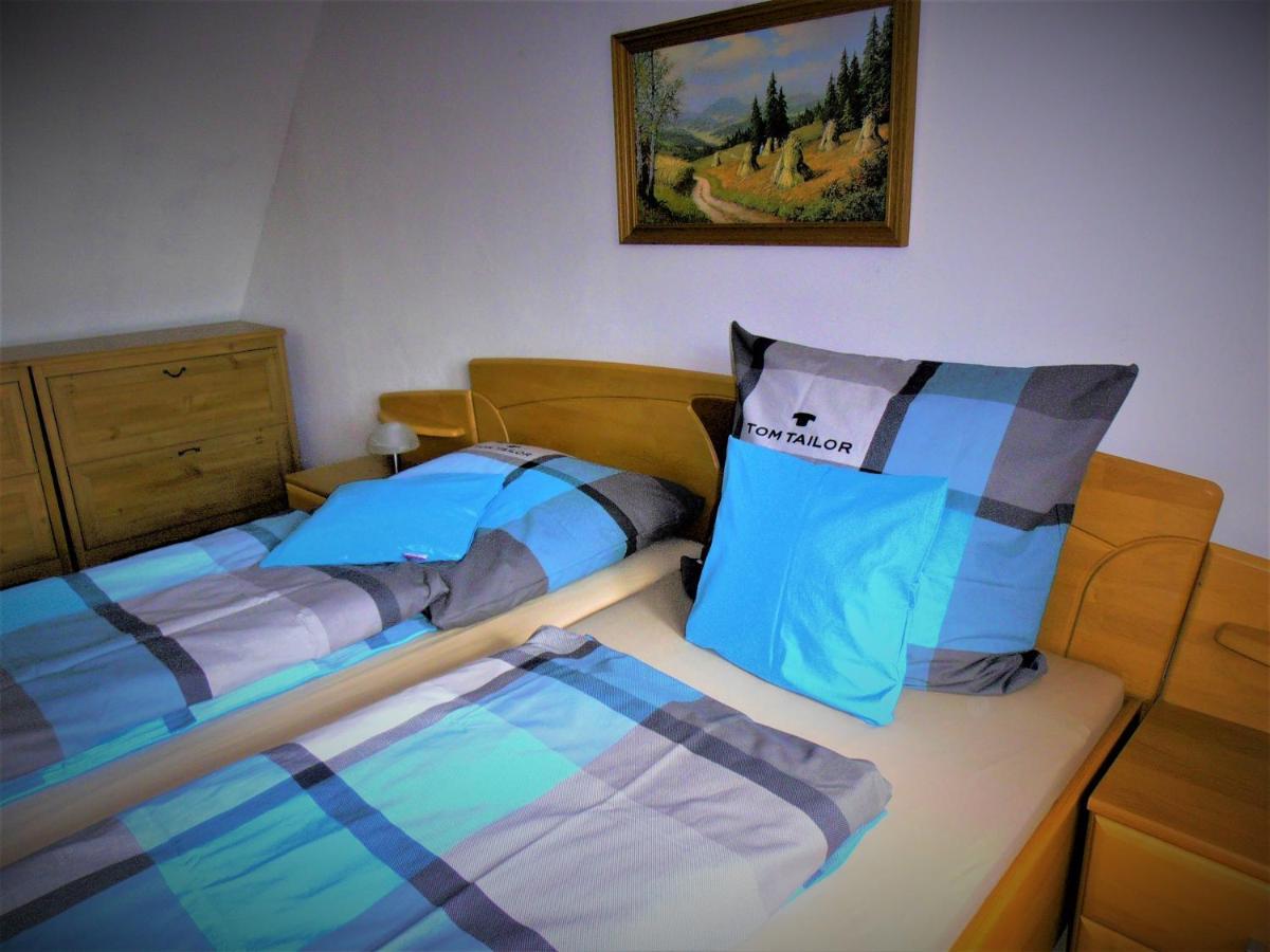 Familienfreundliches Ferienhaus Mit 3 Schlafzimmern Oldisleben Extérieur photo