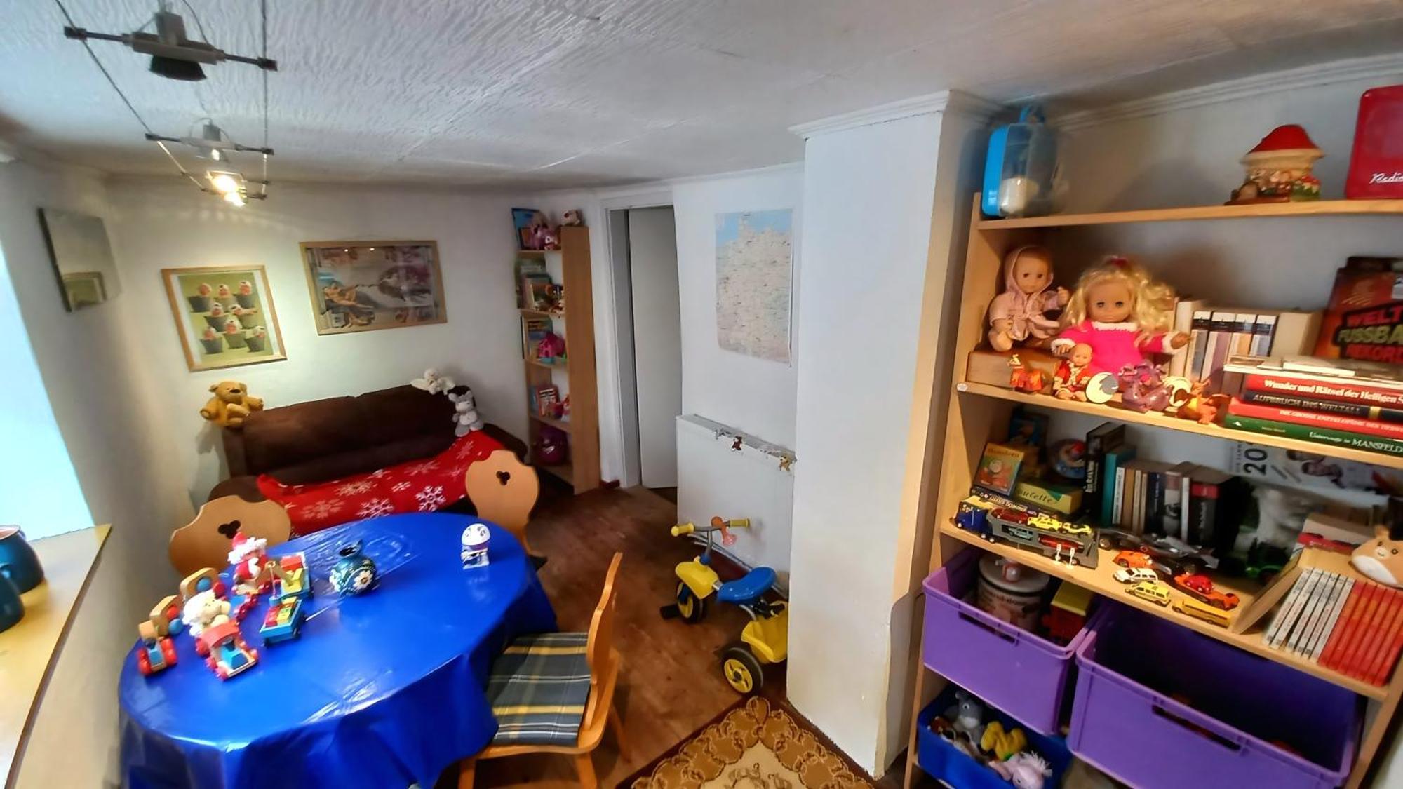 Familienfreundliches Ferienhaus Mit 3 Schlafzimmern Oldisleben Extérieur photo